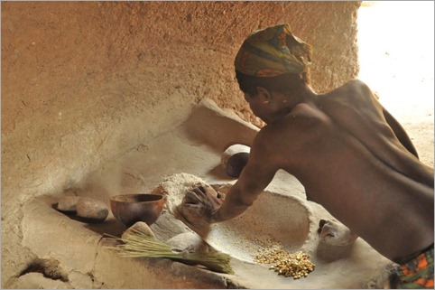 4b Grinding millet, Bimberra Bas, Lower Atlantika