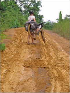 6a. Rains turn the track to clay, after Bakoumba near Gabon - ROC border